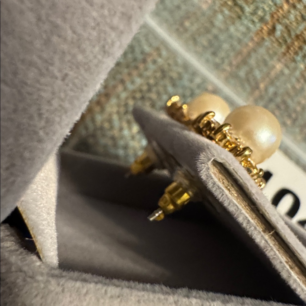 3104 Swarovski Crystal Elements Post Earrings - image 4